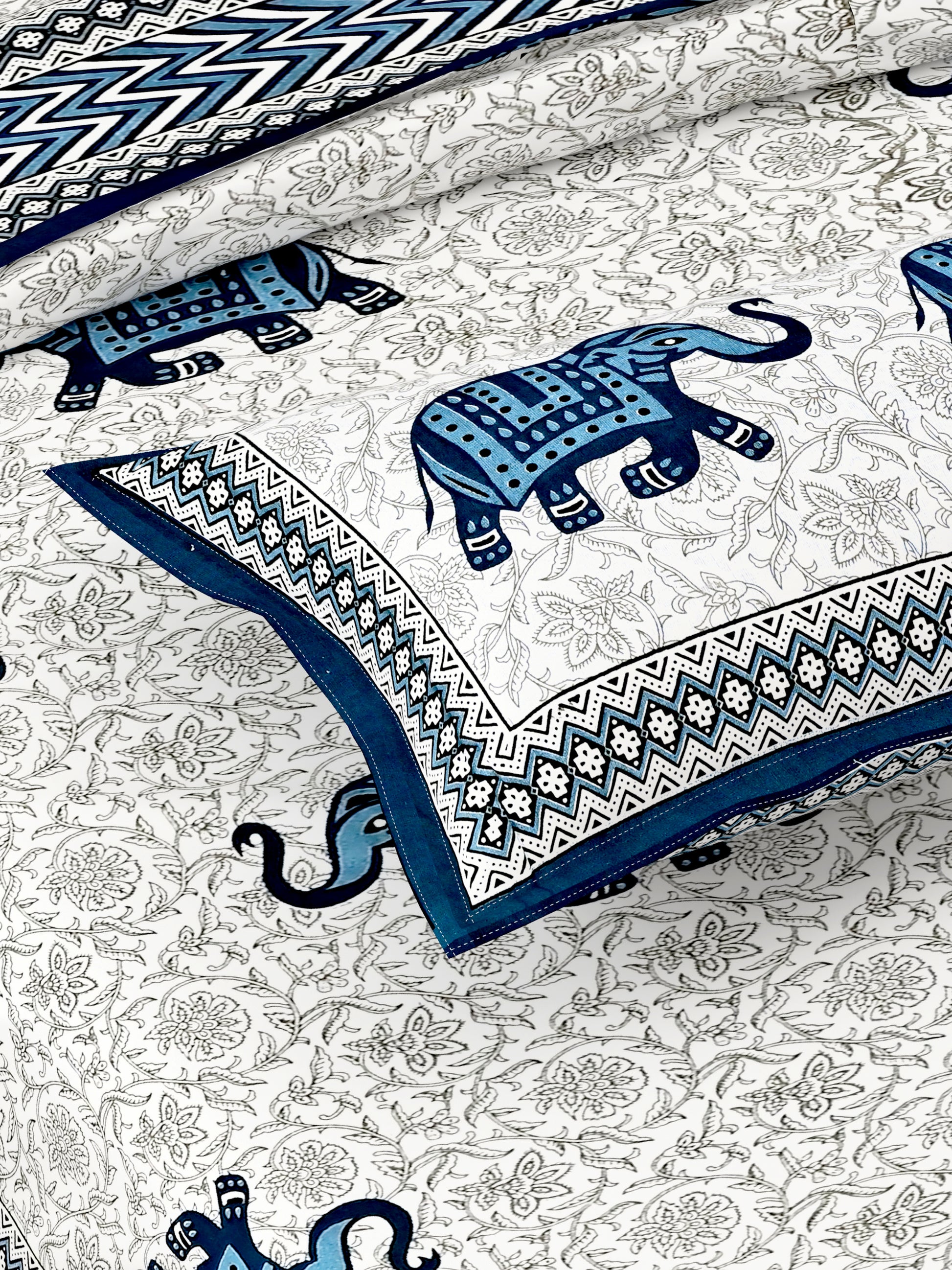 Dainty Blue Elephant Artistic Printed King Size Bedsheet - MishtiGriha